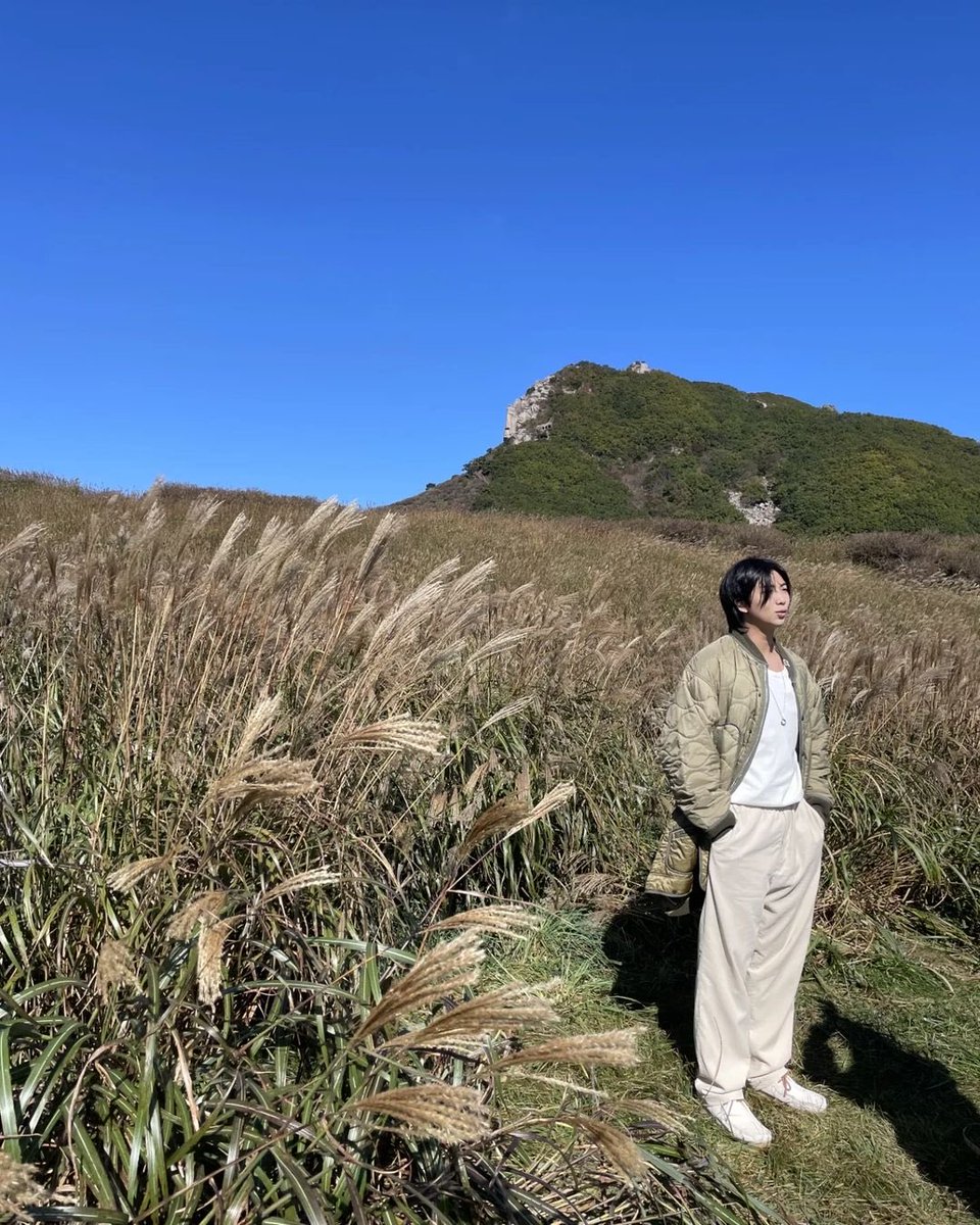 voicejoon's tweet photo. PRIMEIRO HOMEM DO MUNDO ADÃO https://t.co/eUO0YQ4YT9