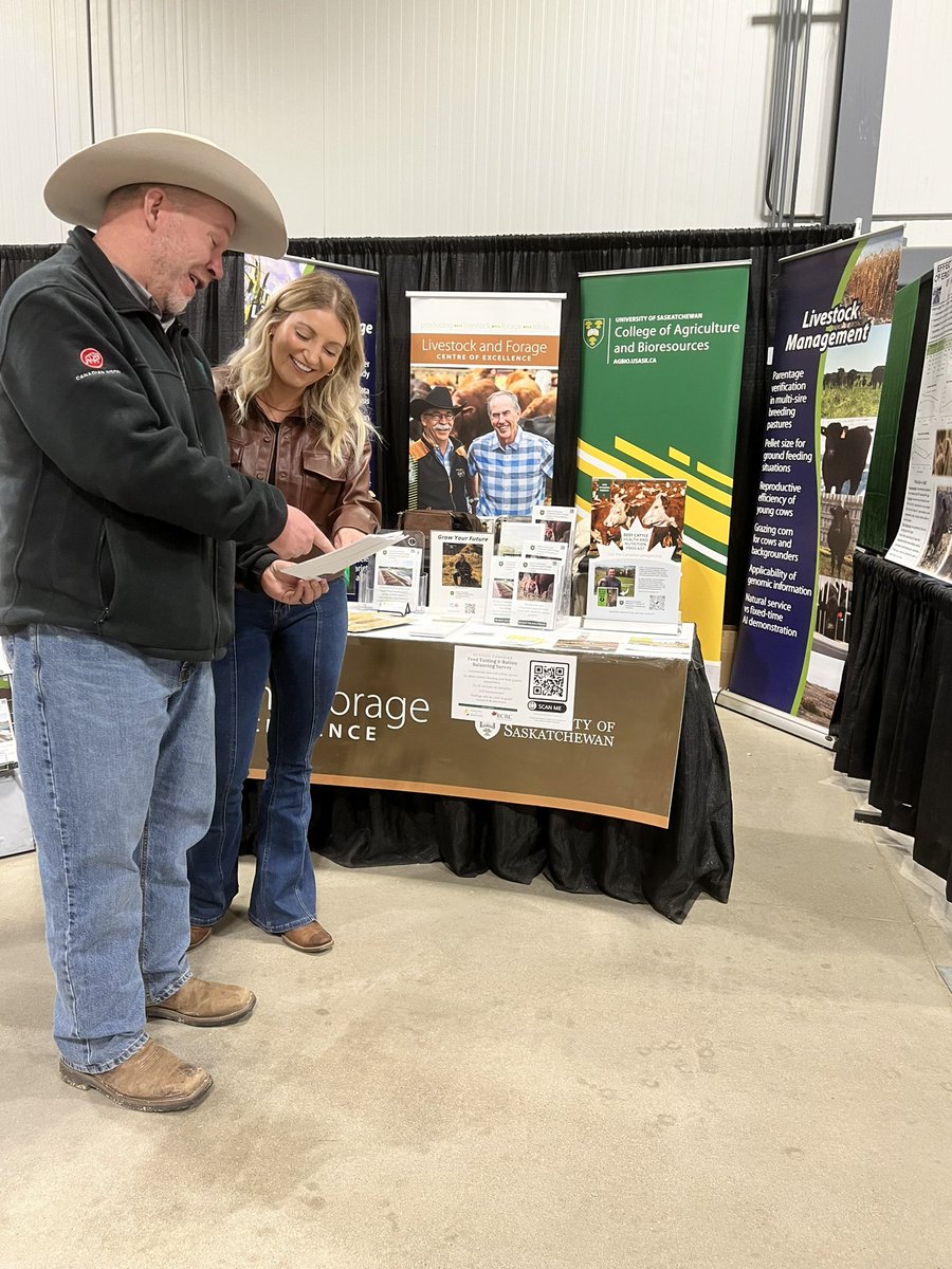 LFCE_usask's tweet photo. We have 40 research projects across 4 departments, a 1500 head feedlot, 400 cow calf pairs and 45 quarters of land. Come see the research we’re doing to help answer the industry’s questions @Agribition #CWA22 https://t.co/d0pwkYmR09