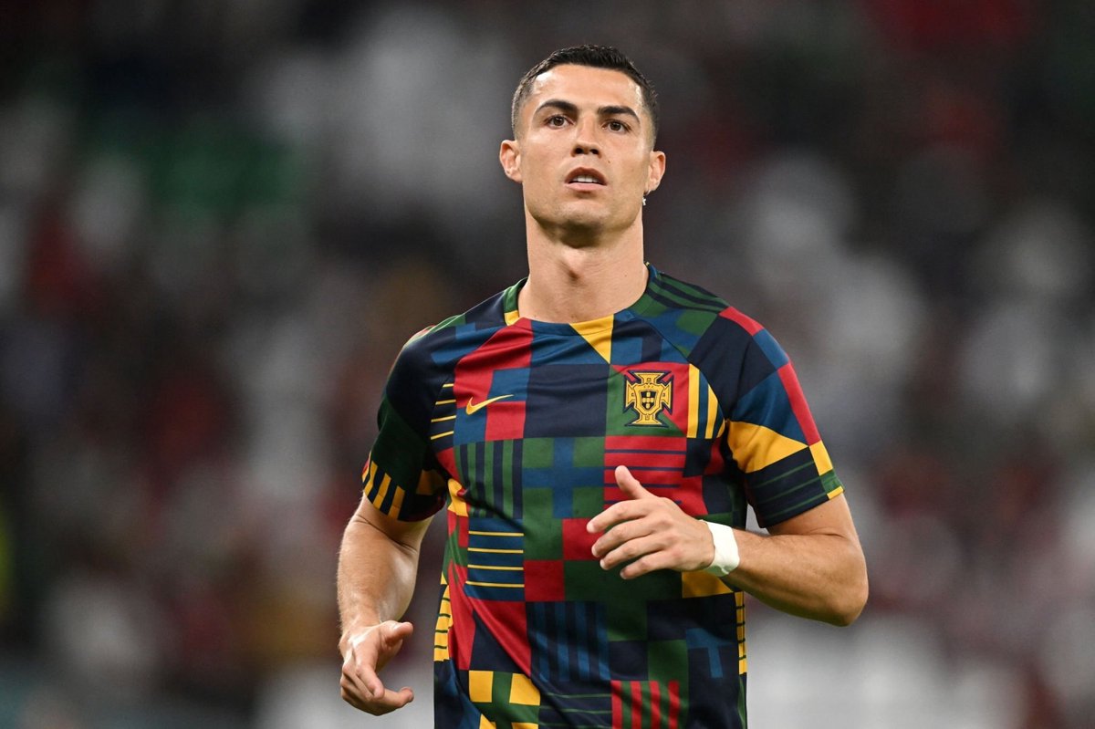 CriisHQ's tweet photo. Cristiano Ronaldo v Korea 
#FIFAWorldCup , #PORKOR https://t.co/kC7VA6fB9B