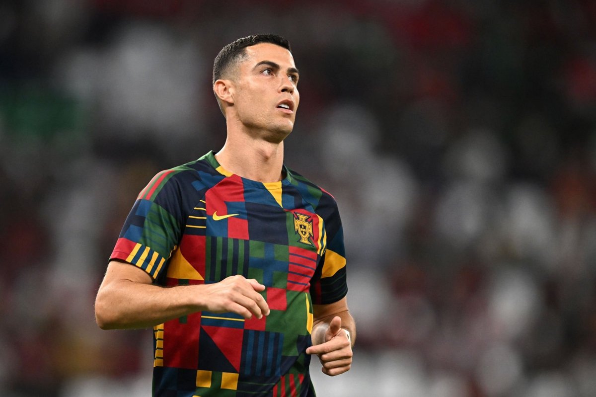 CriisHQ's tweet photo. Cristiano Ronaldo v Korea 
#FIFAWorldCup , #PORKOR https://t.co/kC7VA6fB9B