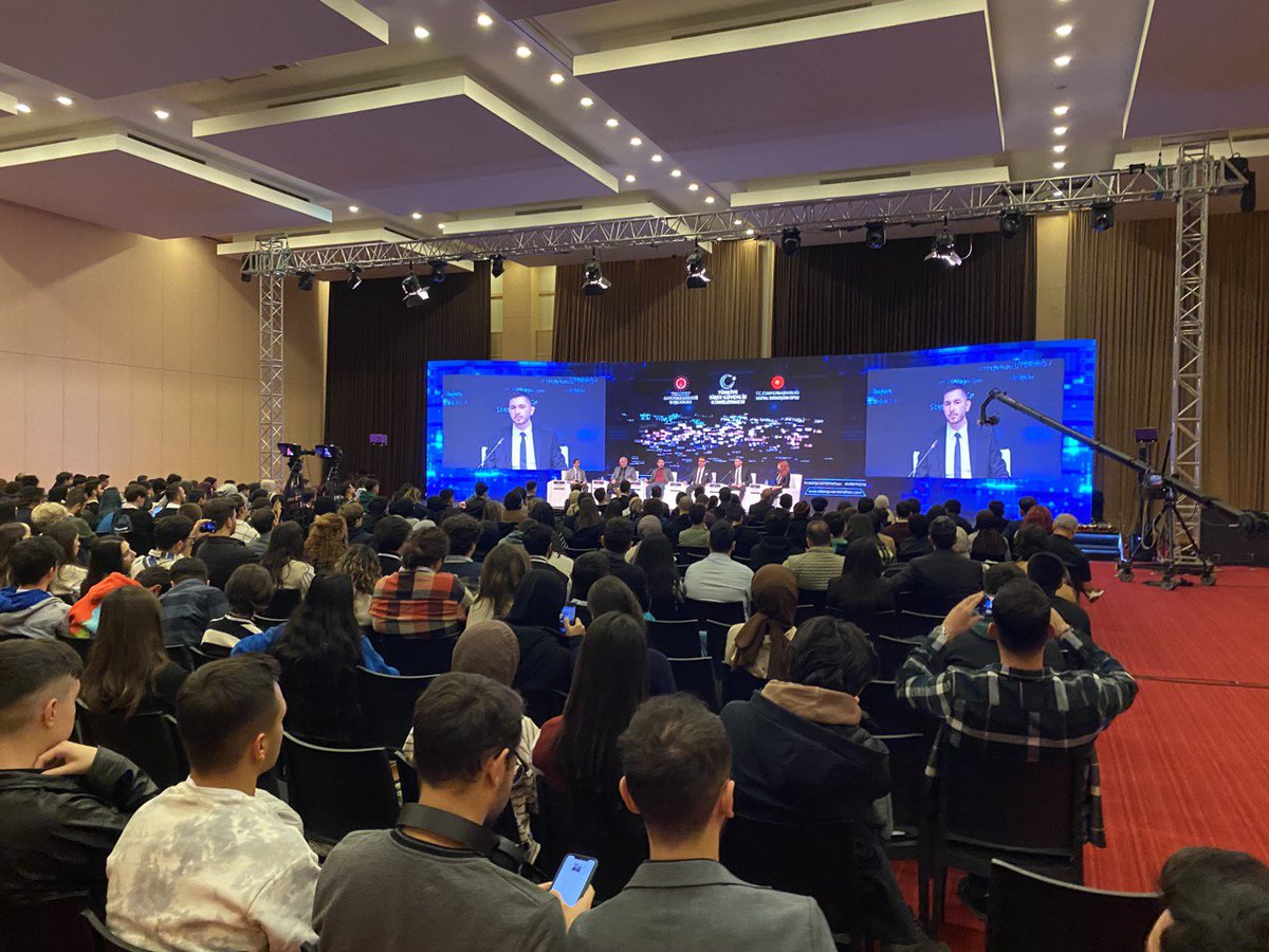 siberyavuzlar's tweet image. YAVUZLAR Siber Güvenlik Takımı olarak Türkiye Siber Güvenlik Kümelenmesi tarafından düzenlenen Uluslararası Siber Savaş Konferansına katılım sağladık.
@siber_vatan @siberkume #sgh2022 #icwc2022