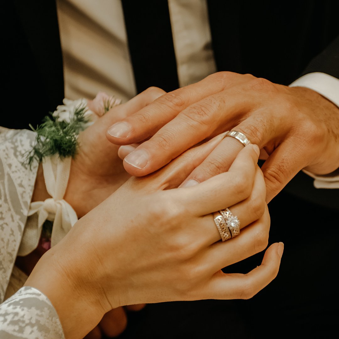 Capturing the moments that last a lifetime—and on your wedding day, we are here to help make your dreams come true! To begin planning your big day give us a call at 217-585-2830. 💍