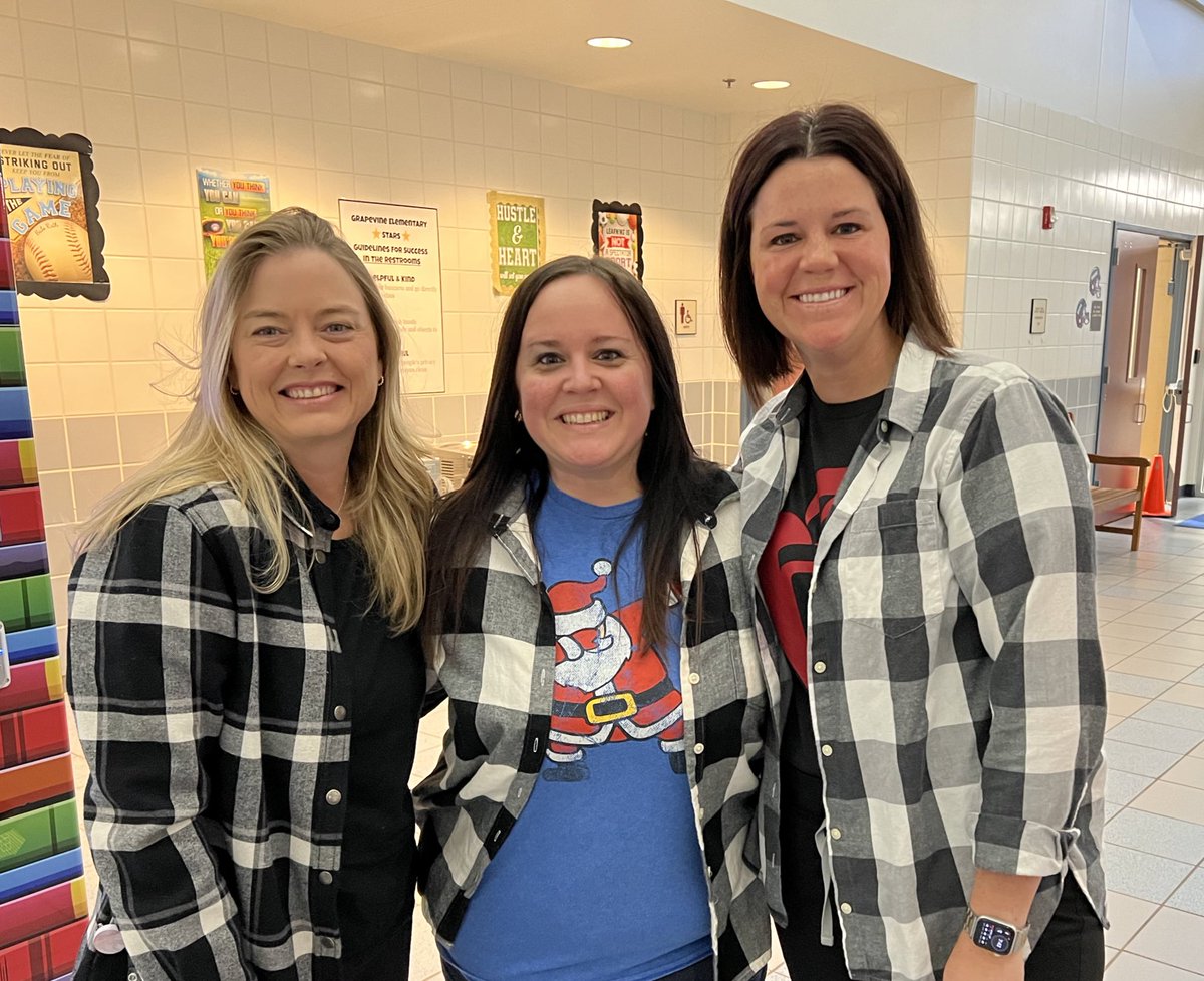 GESThompson's tweet image. We are rad about some plaid #gesshineon #gesstars @GESStars @lkholmesRN @GESMBASIL