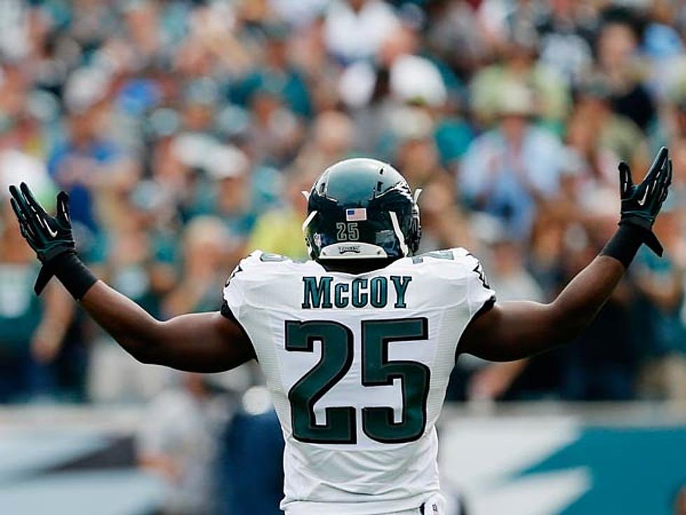 PHLEaglesNation's tweet photo. Not that anyone has forgotten, but let’s just take a moment to remember how great @CutonDime25 was:

• 6 Yrs
• 1,461 Carries
• 6,792 Rushing Yards
• 2,282 REC Yards
• 9,074 Total Yards
• 4.64 YPC
• 7.6 YPR
• 54 Rushing TDs
• 10 REC TDs

• Eagles All Time Leading Rusher https://t.co/LG0P0mPTIv
