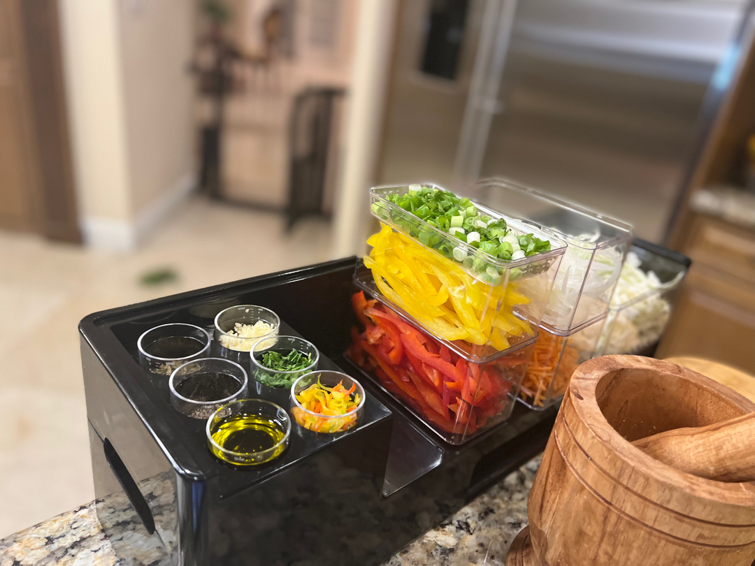 𝐃𝐨 𝐲𝐨𝐮 𝐜𝐨𝐨𝐤 𝐰𝐢𝐭𝐡 𝐟𝐫𝐞𝐬𝐡 𝐢𝐧𝐠𝐫𝐞𝐝𝐢𝐞𝐧𝐭𝐬? One of the most important ingredients to a healthy and nutritious meal are the ingredients 🥕 Why? ...you can lean on the natural flavors of the instead