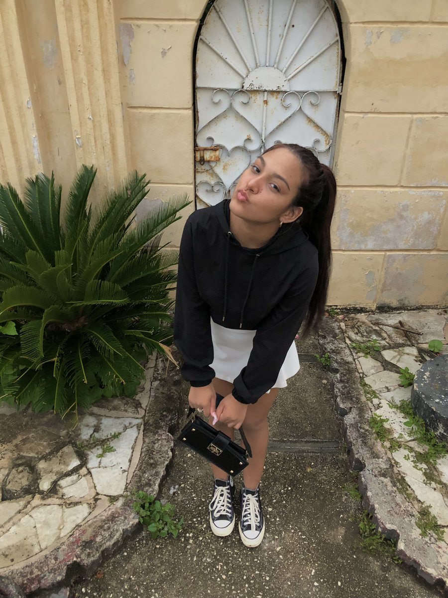 hailaz_'s tweet photo. jarabe de limón 🧃 https://t.co/qEVfxtCNrx