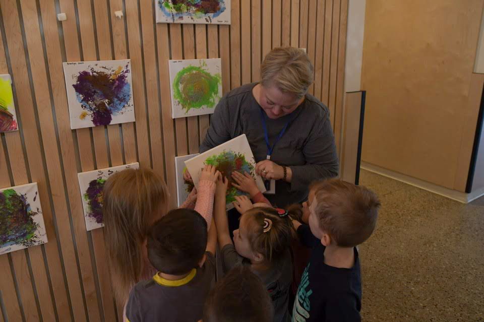 More beautiful creative expressions at Bambini's annual art gala in Jensen Lakes, St. Albert.. So proud of all of the children that took part in theses open-ended exploration activities! ❤️

 #yegdaycare #yegmom #stalbertlocal #yeglife #yegart #stalbertliving #holisticlife