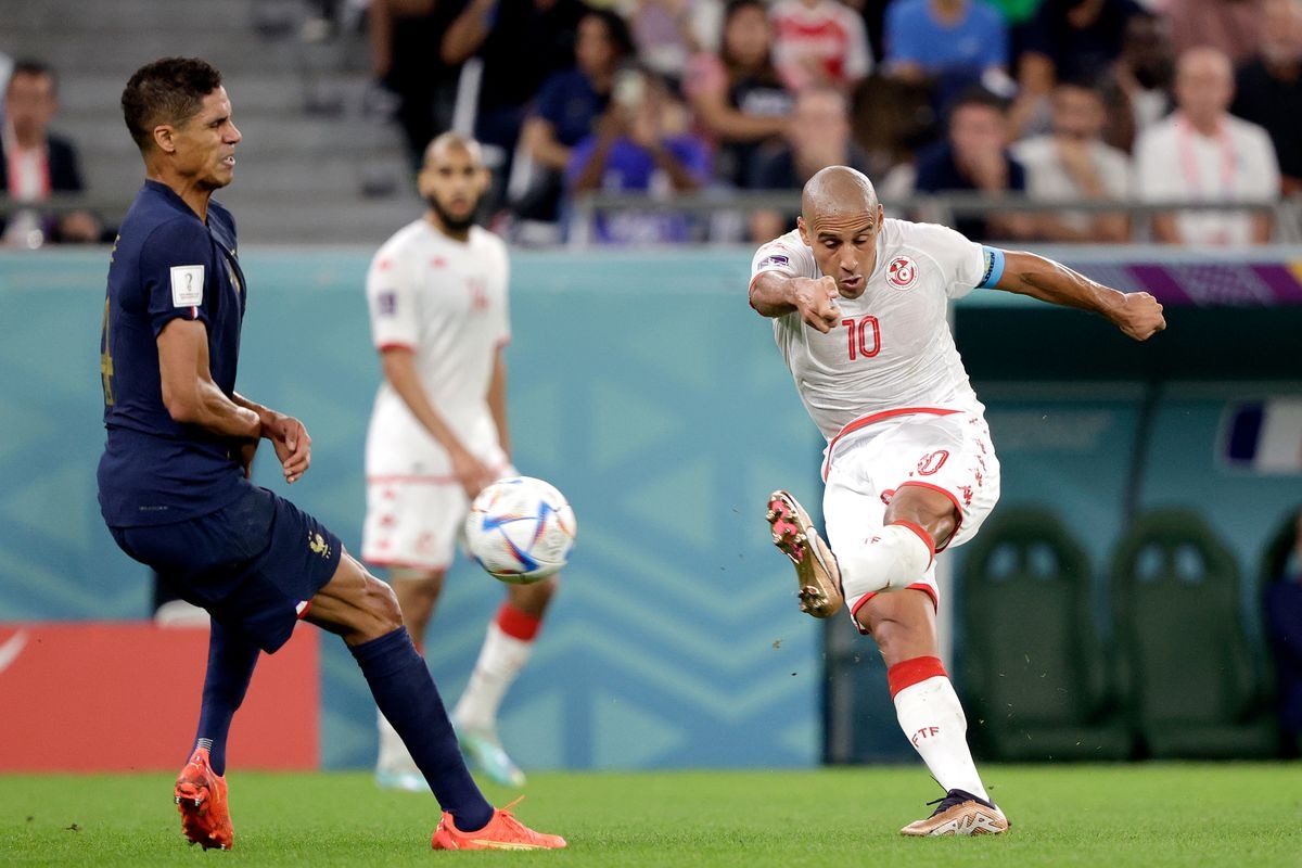 NormTheRef's tweet photo. Méchante surprise!!! La Tunisie prend les devants 1-0. Les Bleus are absolutely dreadful today. #NormPool https://t.co/IbbOzyloyt