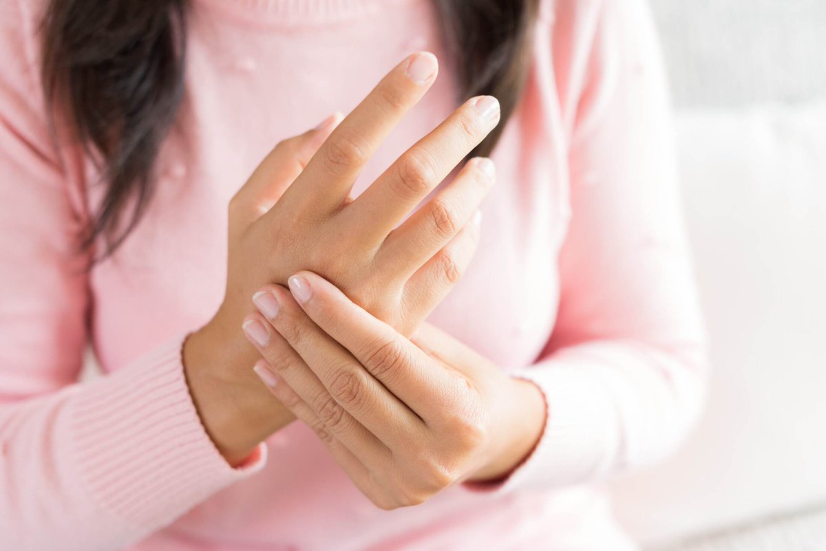 HealthSourcePT's tweet photo. Living with arthritis can make everyday tasks a lot more difficult for you. If you’ve been diagnosed with arthritis, a physical therapist can offer relief for your aches and pains.
https://t.co/DJhMpXozc2

#HealthSourcePT #PhysicalTherapy #PhysicalTherapists #Arthritis https://t.co/FrfsscjLtC