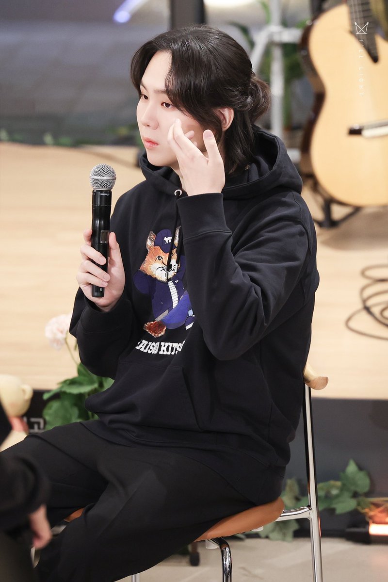 i_ll_light's tweet photo. 원더버스킹 #아일 https://t.co/oWMgUDDpkq