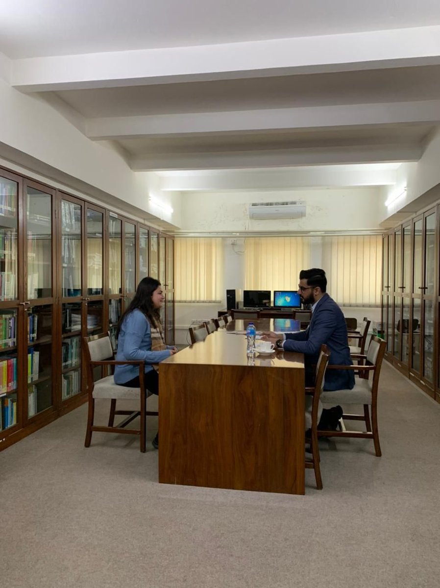 careersLSE's tweet photo. The Placements Office organised Mock Interviews for the graduating Bachelors and MBA students on Tuesday - 29th November, 2022. The interviews were conducted by Mr. Burhan ud Din Asif, an alumnus of the Lahore School MBA Program. 

#mockinterviews #practice #bachelors #mba https://t.co/rkdVz1aCoA