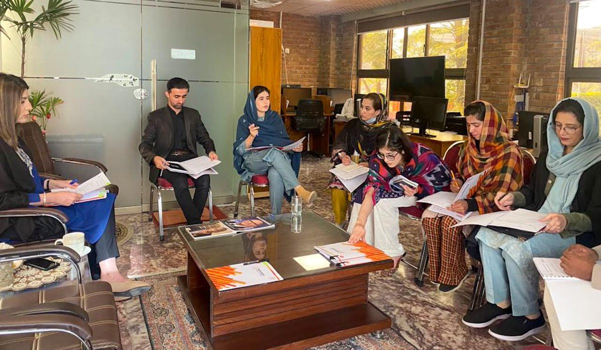 pms_qec's tweet photo. QEC-PMS organised an “Orientation Session of the Quarterly Review Report of Phase-II 2022”.

Advisor QEC along with the team including focal persons of QEC at PMS' campuses discussed the Key Performance Indicators and implementation plan of the 

 #OrientationSession #QEC https://t.co/0N1JjqL8XS