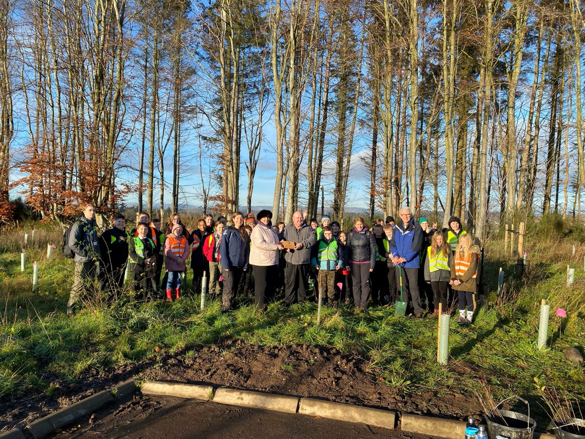 PKCTrust's tweet photo. Thank you to @OurLadysPerth pupils and staff for planting trees yesterday at Perth Crematorium for #TreeForEveryChild in Perthshire. With the Woodland Trust we’ve been sprucing up the landscape as part of Queen’s Green Canopy and #NationalTreeWeek! #PKOffer 🌳🌳🌳 https://t.co/cPZ2gMUdOk