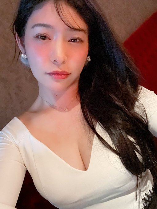 酔っ払いになってしまいました🥹  めぐりを酔わせてどうする気？🫢🥂 https://t.co/RXtg29Lbbb