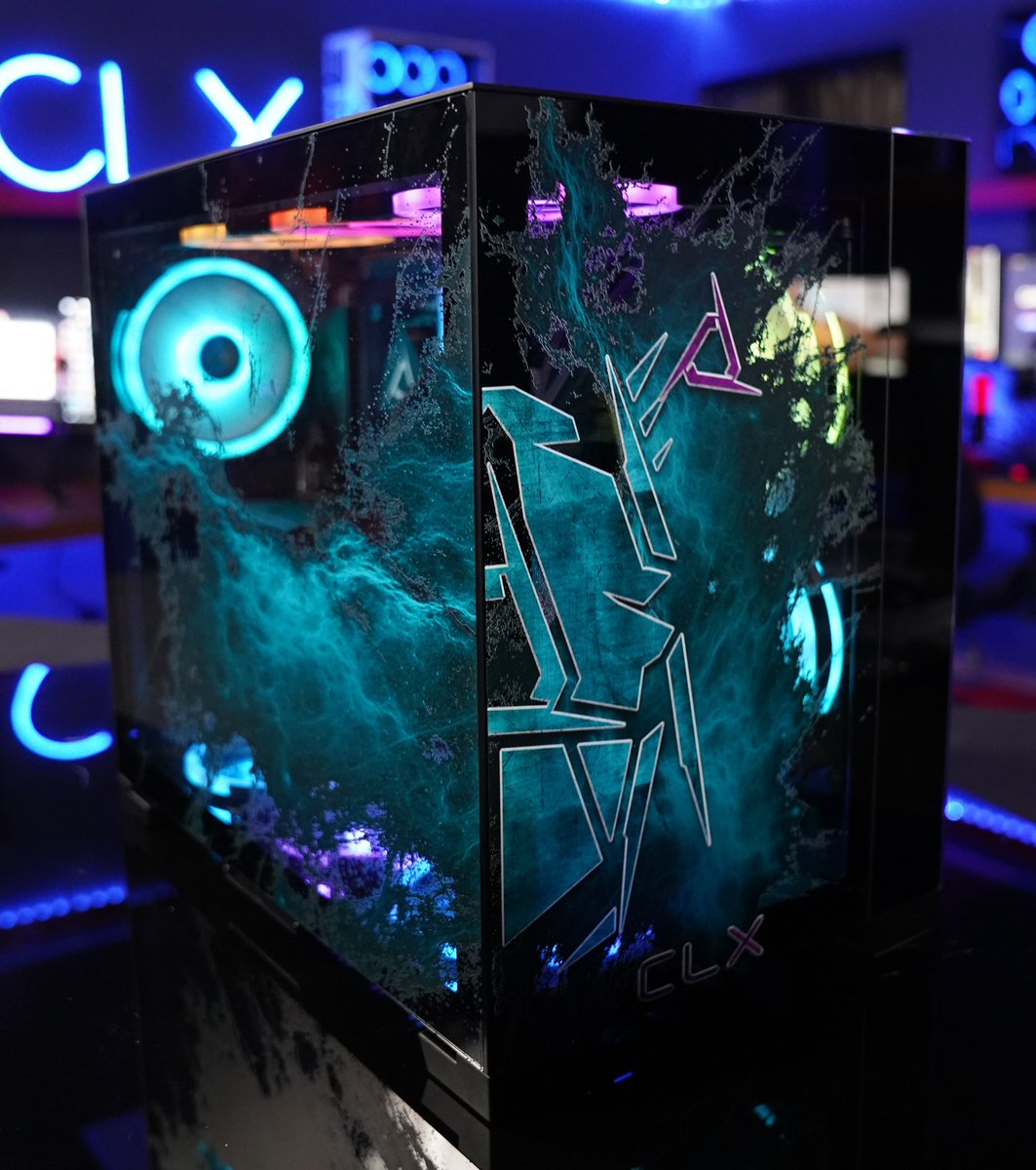 CLXGaming's tweet image. Today is your last chance to enter our Scarab PC GIVEAWAY !

🔵LIKE
🟣RETWEET
⚪️ TAG A FRIEND 

Get in your last chance entries now:
giveaways.joinsurf.com/clxgaming/scar… 

#CLXGaming #evokethegods #CLXScarab