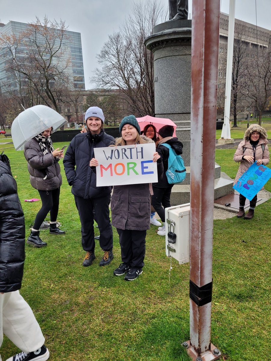 ProfMitches's tweet photo. #ECEPower #WorthMore @FanshaweCollege at Queen's Park today!! @AECEO @ChildCareON https://t.co/yLt9ar81jy