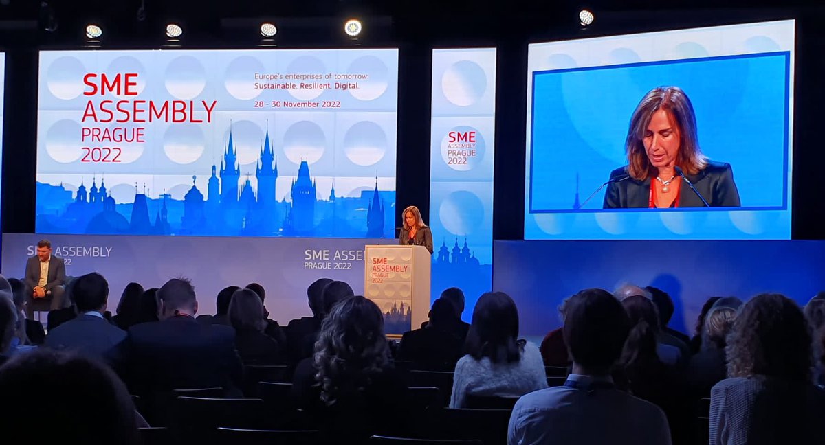 enisa's tweet photo. #SMEAssembly2022 María Muñoz, subdirectora general de Apoyo a la Pyme @dgipyme anuncia la celebración en Bilbao, España, de la #SMEAssembly2023 🇪🇸 con motivo de la próxima presidencia  española de la EU el próximo año. https://t.co/3S21w9jnei