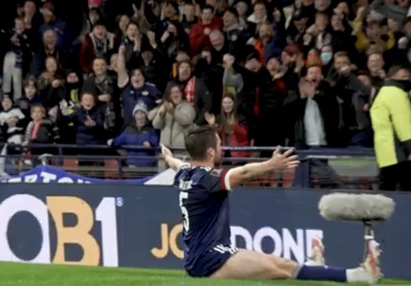 TheTerraceTV's tweet photo. Brechin    🤝   Putting in a shift 
Brothers          against Denmark https://t.co/4lksIK10Vz