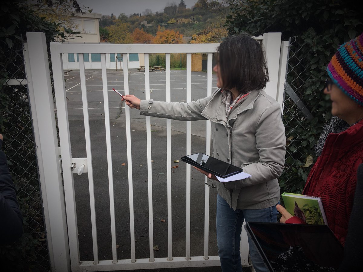 Numerique37's tweet image. Accompagnement des PE des écoles de #Chinon,  projet #Mathcitymap, utilisation du matériel numérique #SNEE :
✅développer l'œil mathématique
✅améliorer la résolution de problèmes
✅apprendre en mouvement
✅découvrir le patrimoine
#ERUN @mathcitymap 
@dsden37 @IENASH37 @Drane_ot