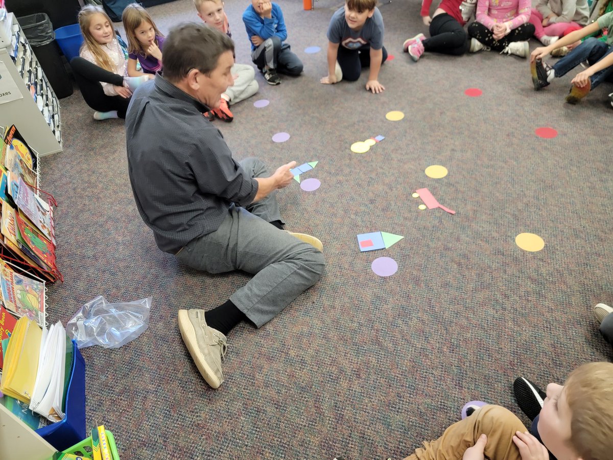PlavcanClass's tweet photo. Thank you to Mr.Henry for a fun, interactive "Shape Town" lesson! We loved it! #kenstoninspired @KenstonTES https://t.co/m7VGgQduQv
