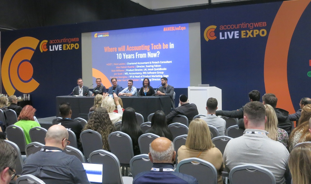 John Stokdyk (@johnstokdyk) on Twitter photo "Just for the record, none of us know where technology will be in 10 years." Entertaining candour from <a href="/AKGeorgiou1/">Andreas Georgiou</a> #AwebLiveExpo "Just for the record, none of us know where technology will be in 10 years." Entertaining candour from <a href="/AKGeorgiou1/">Andreas Georgiou</a> #AwebLiveExpo