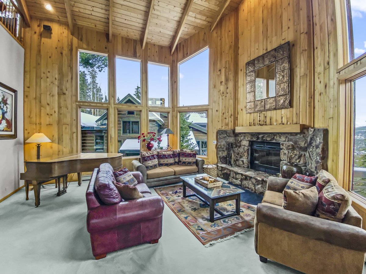 SkyRunBreck's tweet photo. We know the winter months can be tough, so we’re giving you the best deal of the season. Use code "WINTER" for 10% off any reservations for three nights or longer between now and December 21st!
https://t.co/IIT4ZQ3pnK https://t.co/rWZcyIcFQ1