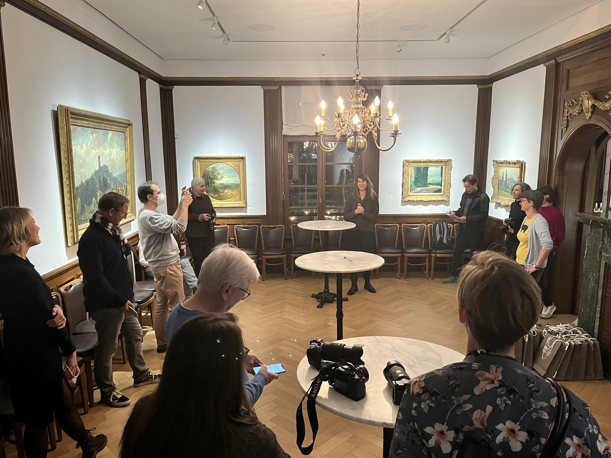 Markus Mattern (@mattes1682) on Twitter photo Los gehts - #ortswechsel_smcffm - man heißt uns im Museum Giersch willkommen. Wir starten mit einem Get-Together und gehen dann gleich in die Ausstellung Ortswechsel.
<a href="/SMCFFM/">SMCFFM</a> <a href="/bundesbank/">Deutsche Bundesbank</a> <a href="/goetheuni/">Goethe-Universität</a> Los gehts - #ortswechsel_smcffm - man heißt uns im Museum Giersch willkommen. Wir starten mit einem Get-Together und gehen dann gleich in die Ausstellung Ortswechsel.
<a href="/SMCFFM/">SMCFFM</a> <a href="/bundesbank/">Deutsche Bundesbank</a> <a href="/goetheuni/">Goethe-Universität</a>
