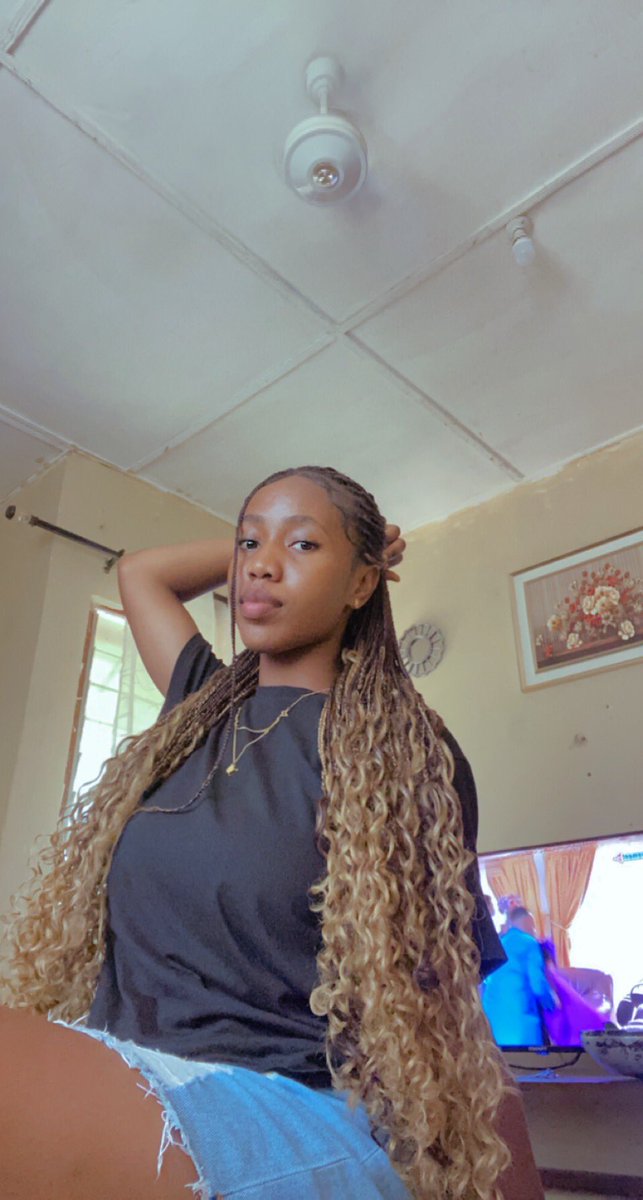 AmaHelvert's tweet image. 