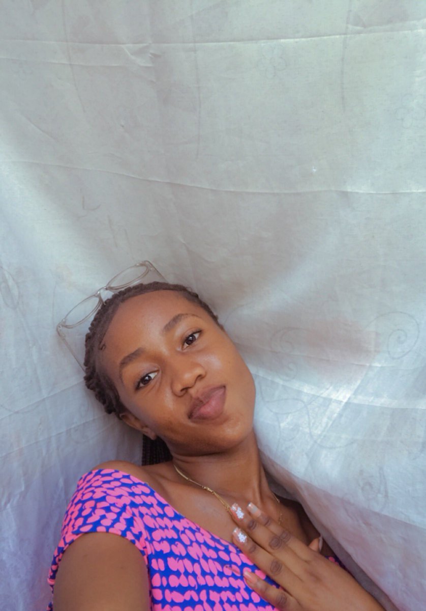 AmaHelvert's tweet image. 