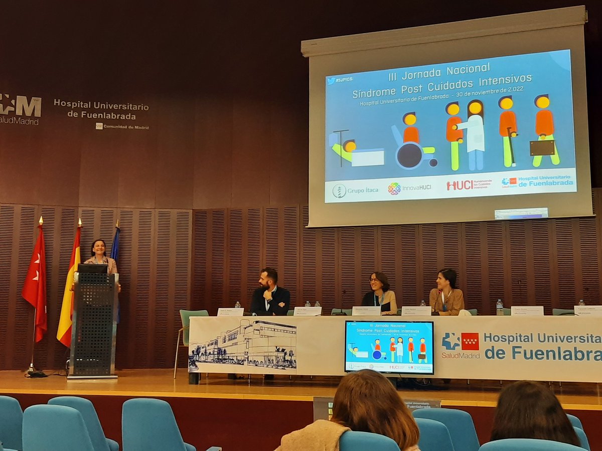 HuciLucia's tweet photo. La Dra. Lola Rodríguez, jefa de sección de la UCI de Santa Lucía, compartiendo su experiencia en la puesta en marcha de la Consulta PICS de Síndrome Postcuidados Intensivos de pacientes y familias, en el Área 2 Cartagena.
#3JPICS @HUMANIZALAUCI @Murciasalud @Area2Cartagena https://t.co/1JjqiWkb3V