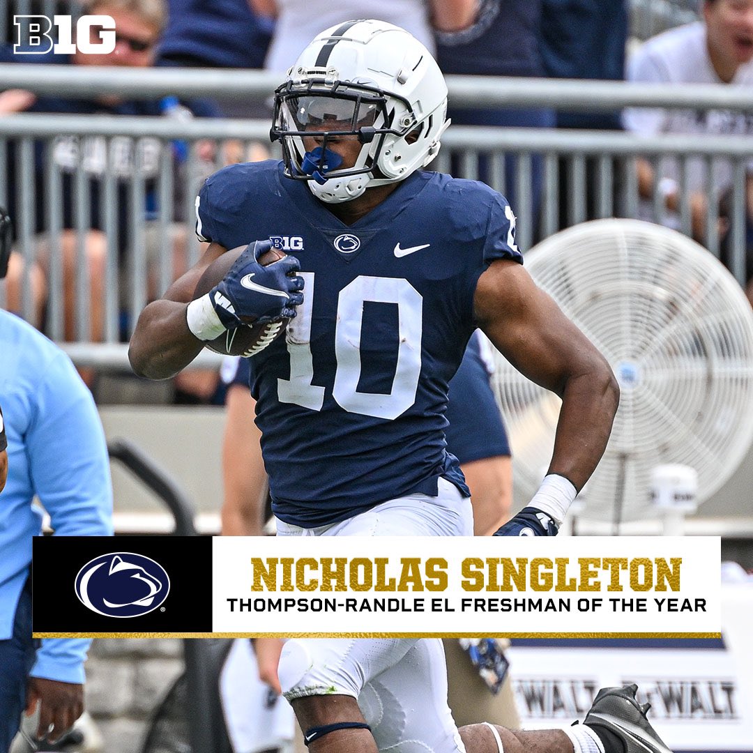 B1Gfootball's tweet photo. 🦁 @pennstatefball’s Nicholas Singleton is the Thompson-Randle El Freshman of the Year!

#B1GFootball x #WeAre https://t.co/n0pzJ0rf7F