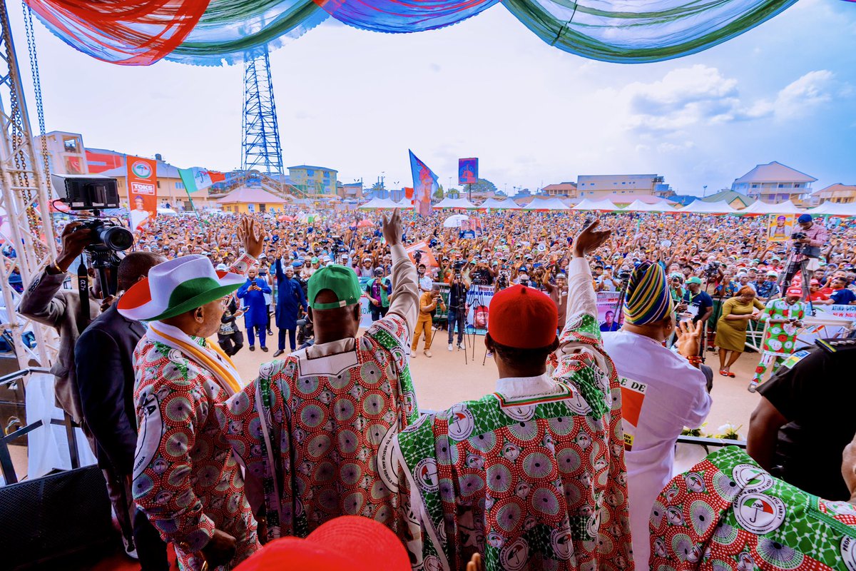 IAOkowa's tweet photo. Today, the people of the Sunshine State, Ondo, came out in massive numbers to send a strong message to the nation that they are ready, willing, and able to #RecoverNigeria with #AtikuOkowa in 2023! https://t.co/PxsK8Z0Tol