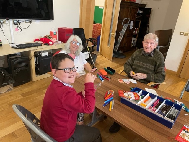 PenpergwmHouse's tweet photo. Our Inter-Generation Partnership with #crossashprimaryschool and programme of creative communication projects together has started again #carethatmatters #makingallthedifference #communicationskills #intergenerational #community #communitysupport #partnership #associatedpartners https://t.co/wzSesPj7Qa