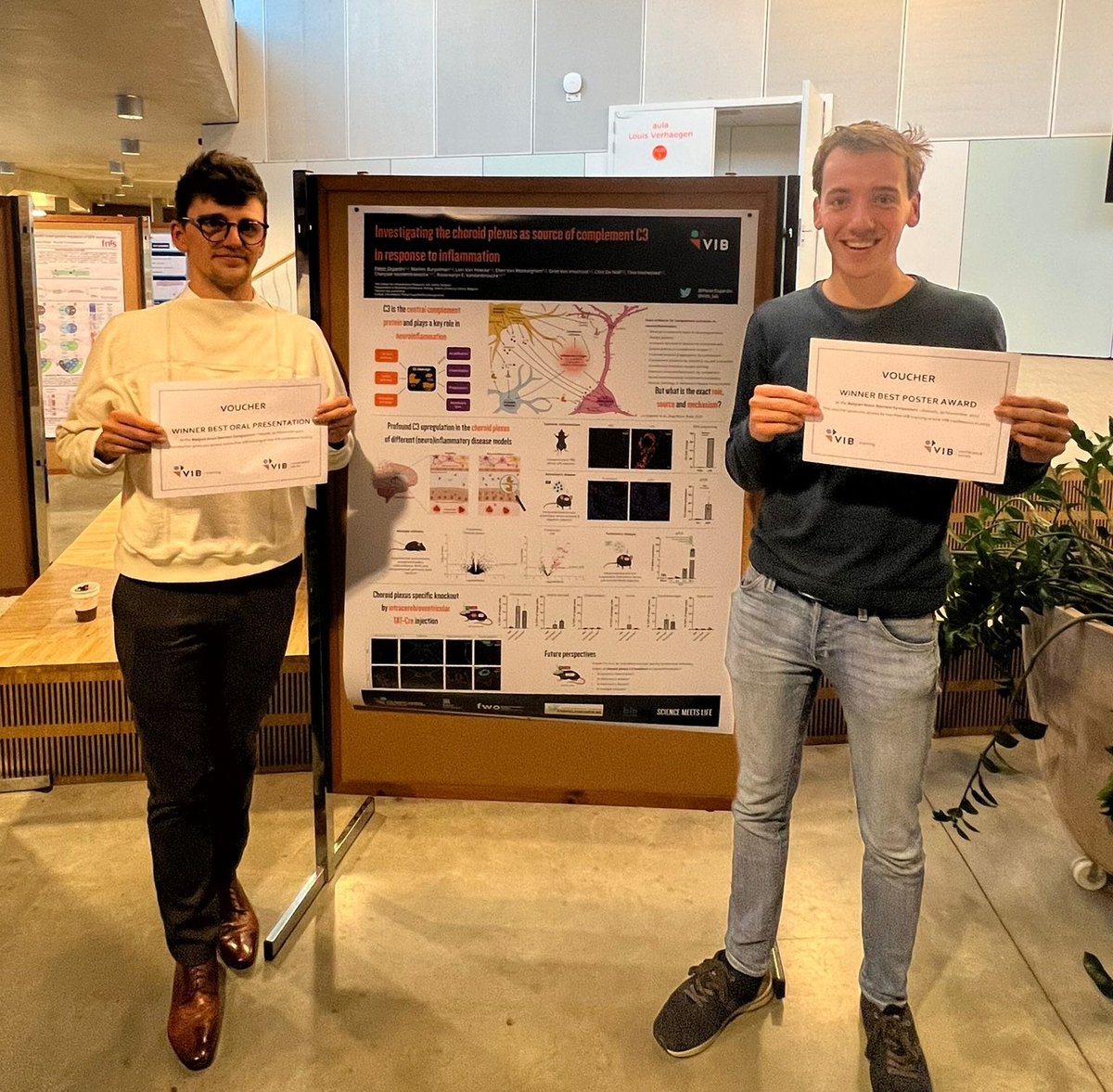 Daan Verhaege (@daanverhaege) on Twitter photo Amazing first <a href="/BBBelgium_/">BBBelgium</a> kickoff session! Best oral presentation (me) and best poster (<a href="/PieterDujardin/">Pieter Dujardin</a> ) for the <a href="/Vdb_lab/">Vandenbroucke lab</a> ! Breaking barriers 🧐 Amazing first <a href="/BBBelgium_/">BBBelgium</a> kickoff session! Best oral presentation (me) and best poster (<a href="/PieterDujardin/">Pieter Dujardin</a> ) for the <a href="/Vdb_lab/">Vandenbroucke lab</a> ! Breaking barriers 🧐
