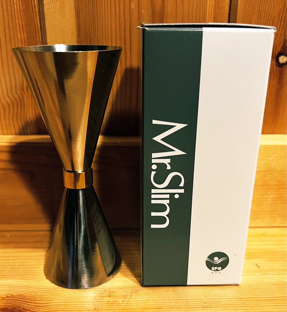beat_takuma's tweet photo. CROSSROAD LABさん@crossroad561234 オススメのMr.Slimのメジャーカップが届きましたー!☺️✨
めちゃくちゃカッコイイ。これで正確に測って安定した味を毎回 楽しめそうです👍
#ウイスキー #メジャーカップ #MrSlim https://t.co/dmrIrhHlgi