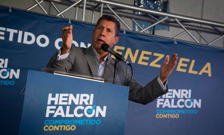 Fredyandradea's tweet photo. 🗳️ Henri Falcón (@HenriFalconLara) no participará en las primarias presidenciales para el 2024.
Aseguró que él y su organización contribuirán a la candidatura del líder que surja del proceso de las primarias, para el cual nosotros no estamos inscritos. https://t.co/Me8MXJYd18