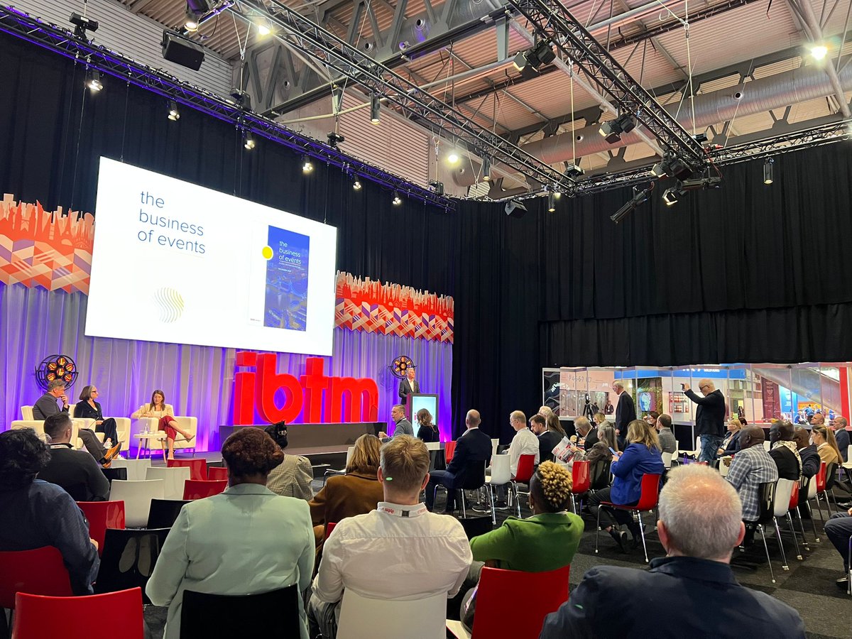 TheBizofEvents's tweet photo. Our session at #IBTMWorld is underway in the Knowledge Theatre. Our Associate Director - News & Content @MartyFullardUAE is discussing the results of the Global Destination Report with @businesslondon and @destinationdc. #eventprfs @IBTMevents @RXGlobal_ https://t.co/XgXVDJjMSm
