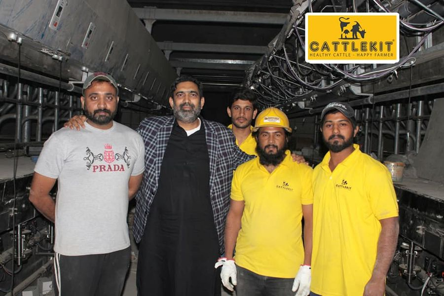 CattlekitP's tweet photo. Installation of 2/20 fully automatic Panazoo fast exist milking parlour with automatic mastitis detection technology along with milk temperature and herd management.
#cattlekit #pakistan #dairy #MilkingMachine
@DCFAPakistan @kissan_pakistan @JassarAftab @pda_pk @CDFA_Pakistan https://t.co/R2et9S90u2