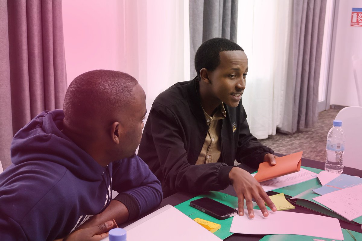 DalbergMedia's tweet photo. Day 3 of the #BilharziaStorytellingLab🌱
We are halfway through! Our storytellers worked to assess and plan the #impact of their projects to make sure these can truly make a difference!
We can’t wait to see their prototypes tomorrow! 
Don't miss the final days!
@merckgroup https://t.co/rtTmZkUtDx