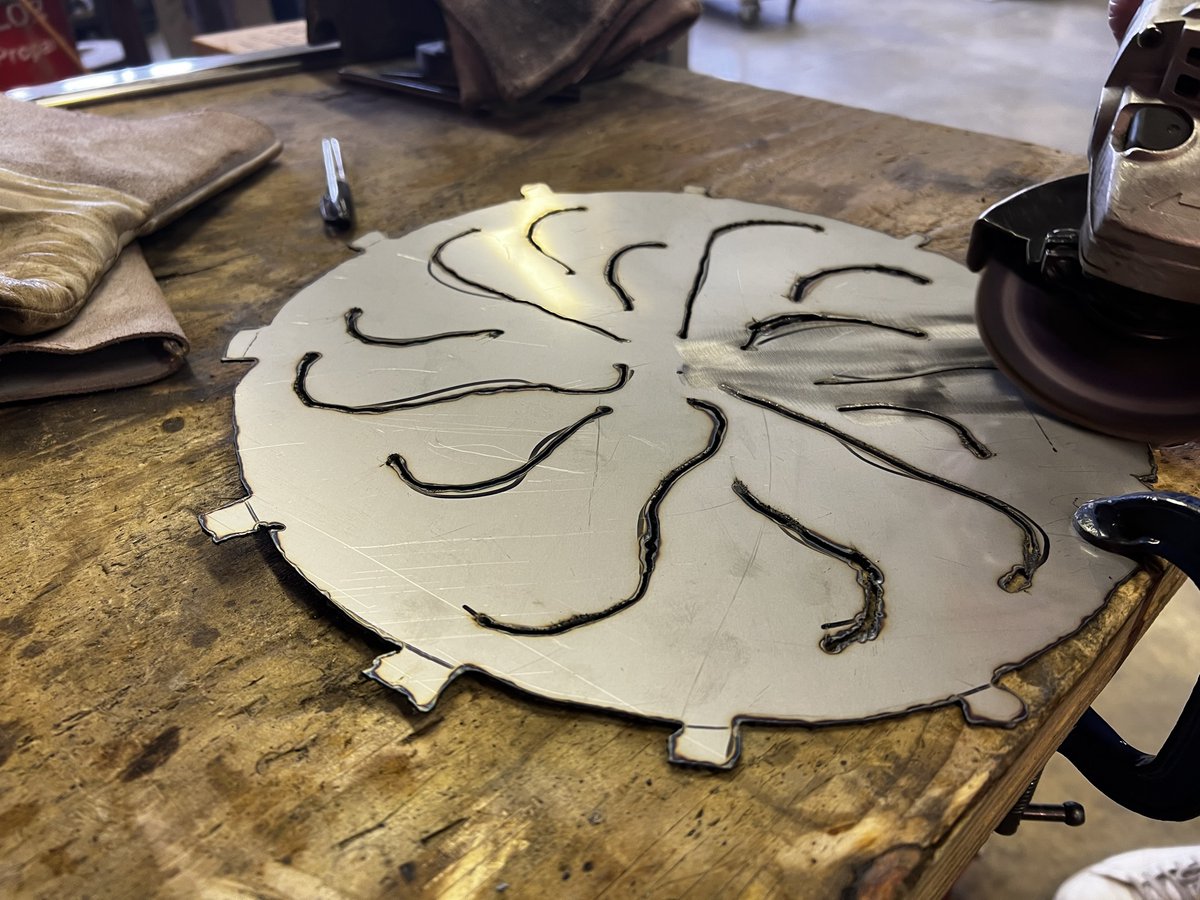 LondonSculpture's tweet photo. Stainless steel welding produces incredible results: sleek designs, mirror surfaces, plus it doesn't corrode in most environments (great for for outdoor designs).
But, it can be tricky. That is why we created our 2-day workshop with our expert tutor.
https://t.co/0xnz5hSu39 https://t.co/ZpmDh45emo