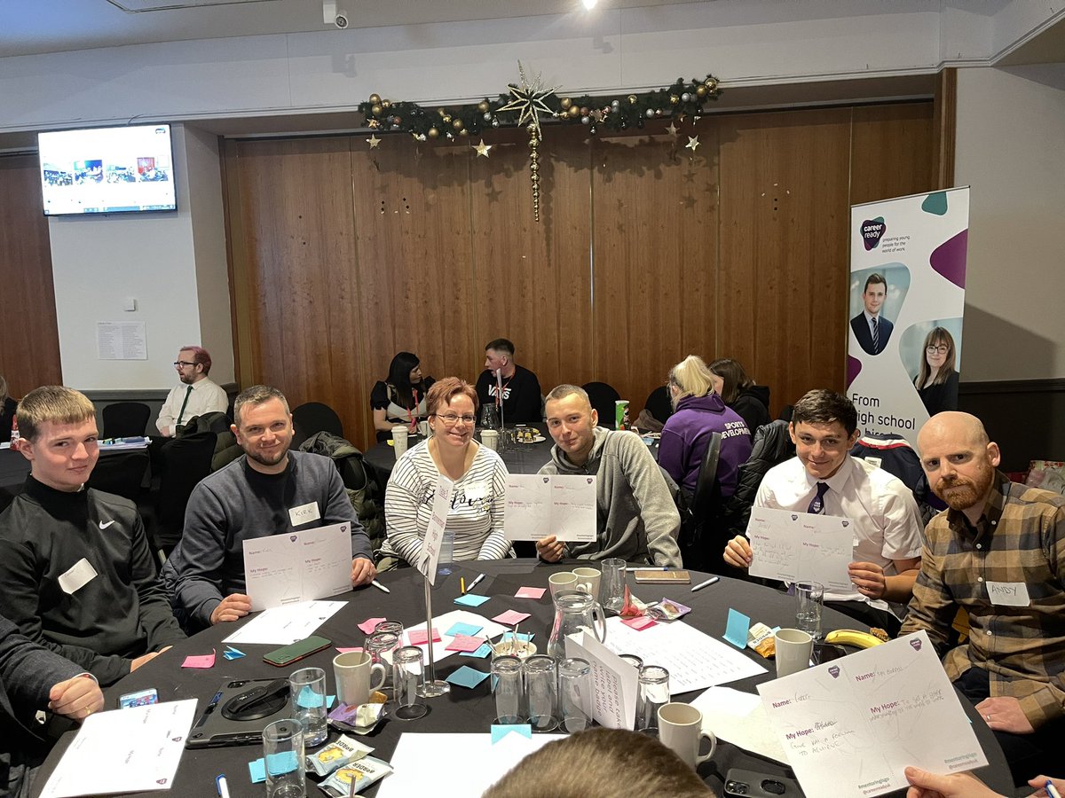 DYW_BHS's tweet photo. Mentor and Mentee Hopes for Career Ready 2022!
@CareerReadyUK @BannermanHigh #mentoringisgo #Launch2022 https://t.co/Ob3SzW4aE0
