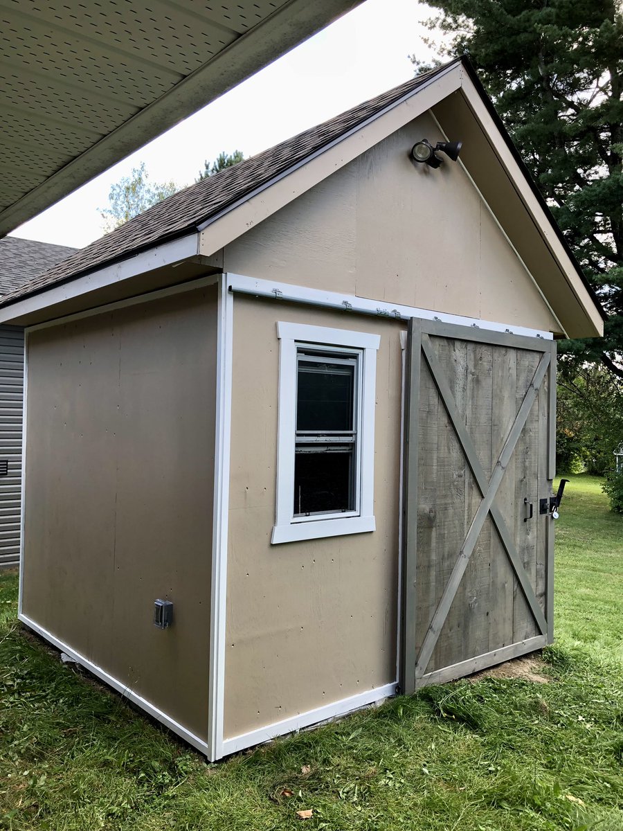 HuntHandi's tweet photo. Finished shed ✔️ https://t.co/7dJak03xDy