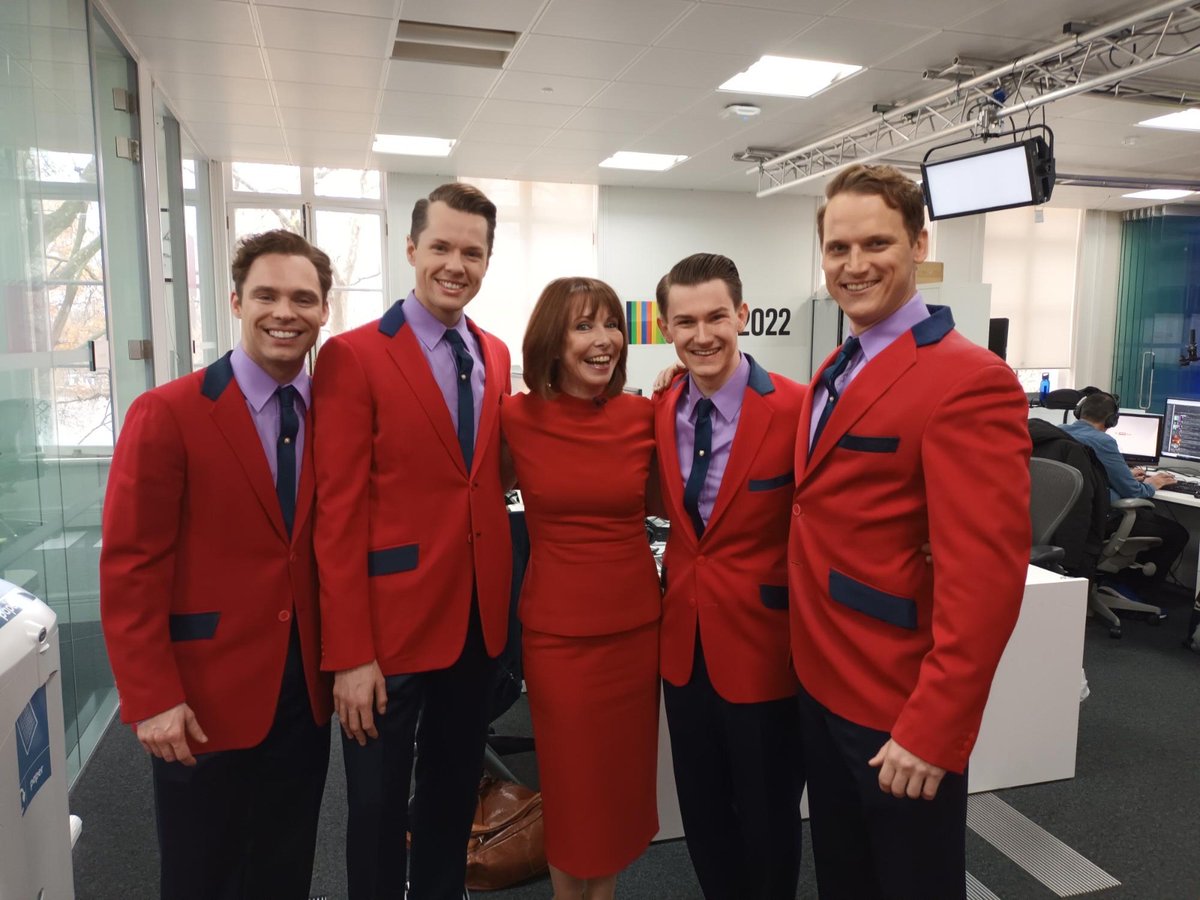 Hands up who saw #JerseyBoysLondon on <a href="/SkyNews/">Sky News</a> with <a href="/KayBurley/">Kay Burley</a> this morning!? 🙋‍♂️📺