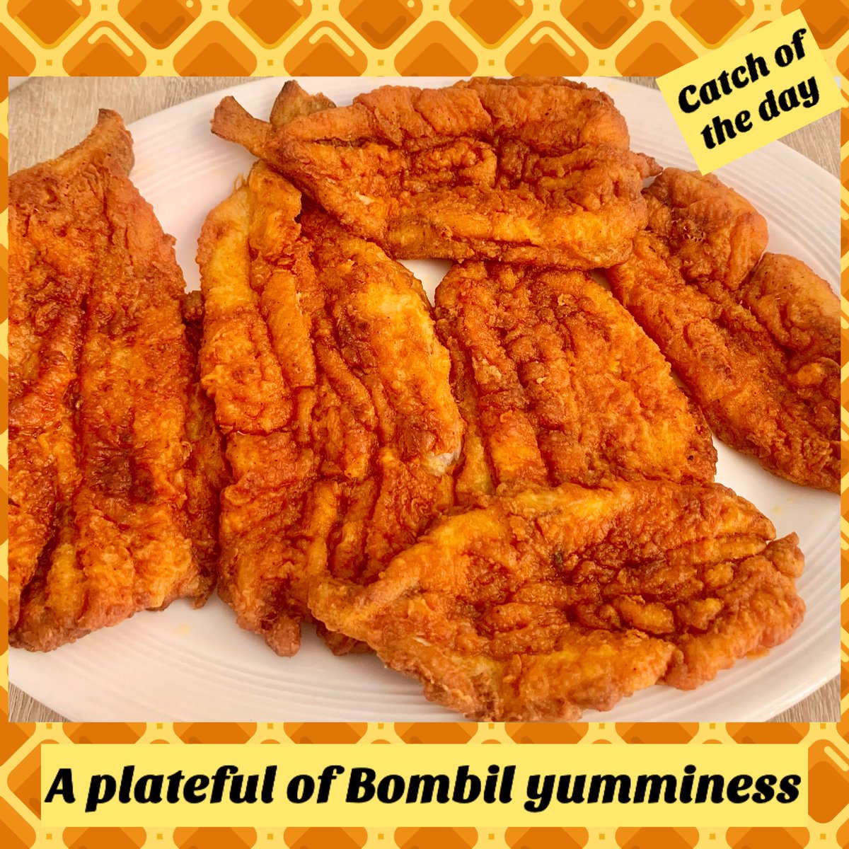 HotelUranPlaza's tweet image. Don’t miss out on our #bombilfry straight out of the ocean onto your plate 🎣

Our #crabbake &amp;amp; #masalacrab are legendary good. 

Tender lobster 🦞 as #lobsterthermidor or sautéed in garlic butter.

The season to be merry is upon us, and #TeamHUP looks forward to welcoming you 🙏🏻