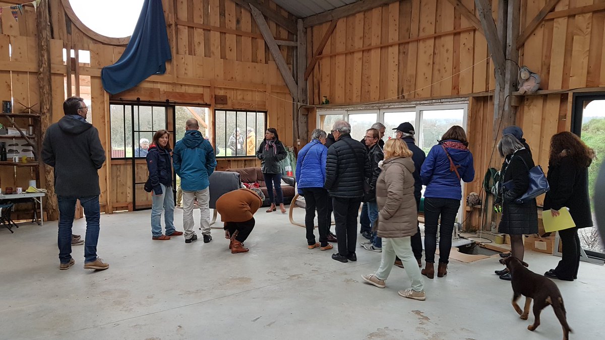 AUDELOR's tweet photo. 🔴 #RencontresTerritoriales du pays de Lorient-Quimperlé
🏘 📍 Visite sur #Inguiniel
Découverte d'un ensemble d'habitats légers à Mané Bihan lié à de l'activité économique : une entreprise de fabrication de #yourtes #menuiserie
#habitatléger #Stecal https://t.co/EZm2MBVRKR
