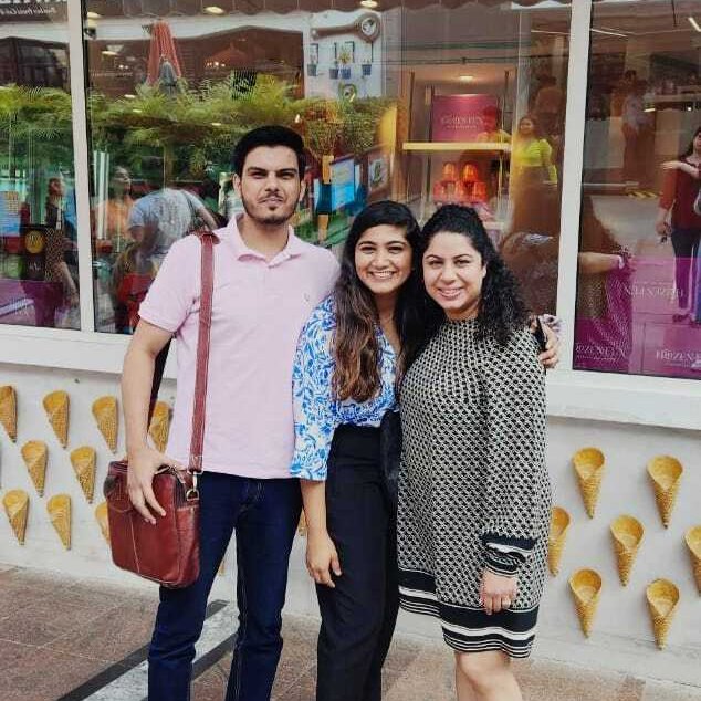 socialdatabase's tweet photo. Meeting new people & their perspectives on Twitter is always great, but nothing beats meeting them in real life. Enjoyed meeting up with our partners at @TwitterSG and @Ops_HttpoolIn!🤗
#TwitterxSocialdatabase @Twitter @httpool https://t.co/NveeFRax3U