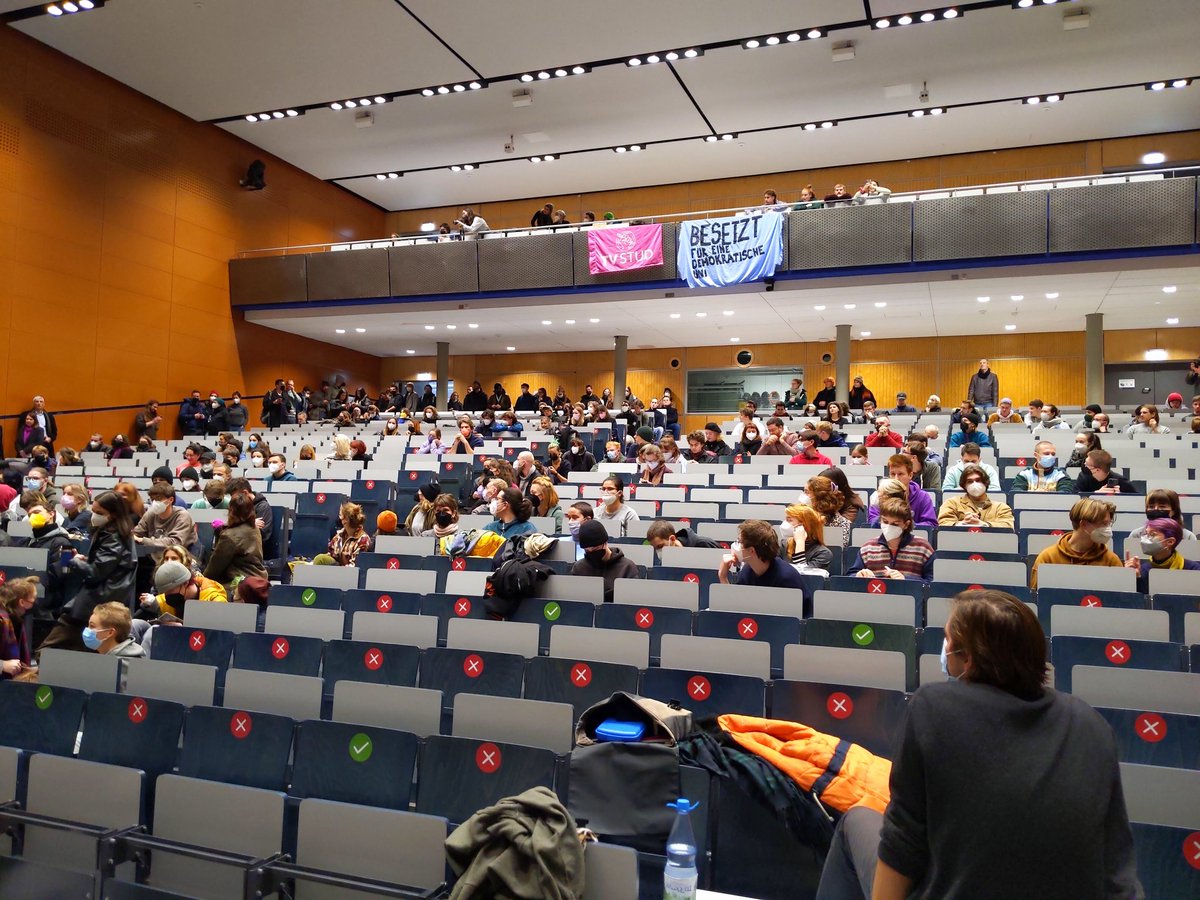 ++Die Uni Jena ist besetzt!++ Für den Erhalt von Geschlechtergeschichte! Gegen den Rechtsruck in Thüringen! Mehr Infos folgen!