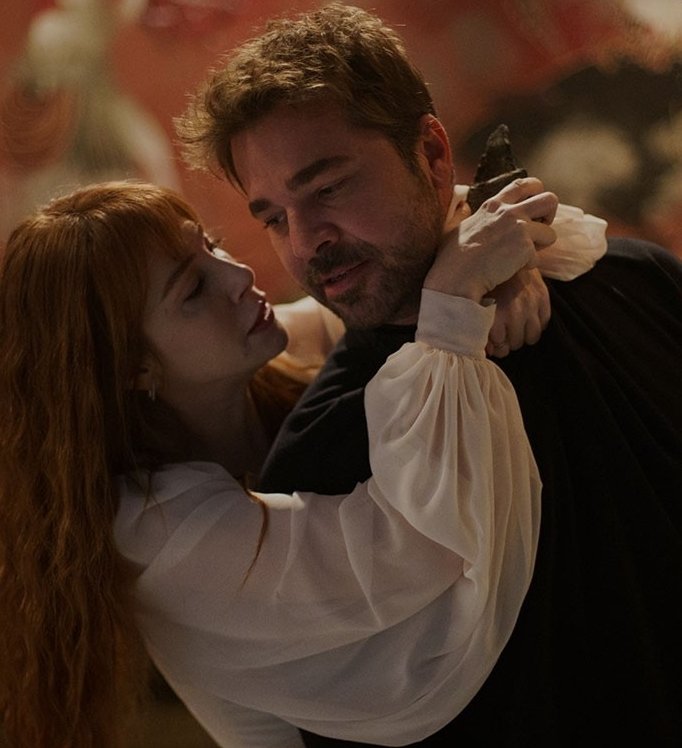 pili_32's tweet photo. #ElçinSangu 🧡❤️
#EnginAltanDüzyatan 
#CöpAdam 웃 https://t.co/9vhayS1tML