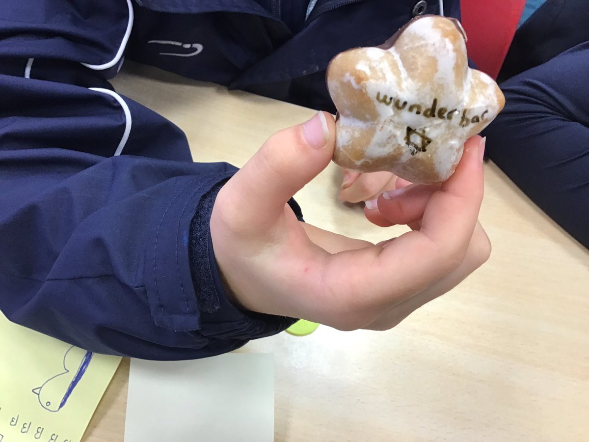 SPFlanguages's tweet photo. What fabulous fun with Dame Bradbury’s Year 6 at their German taster session this morning. #talentedlinguists https://t.co/tZOHkbRWht