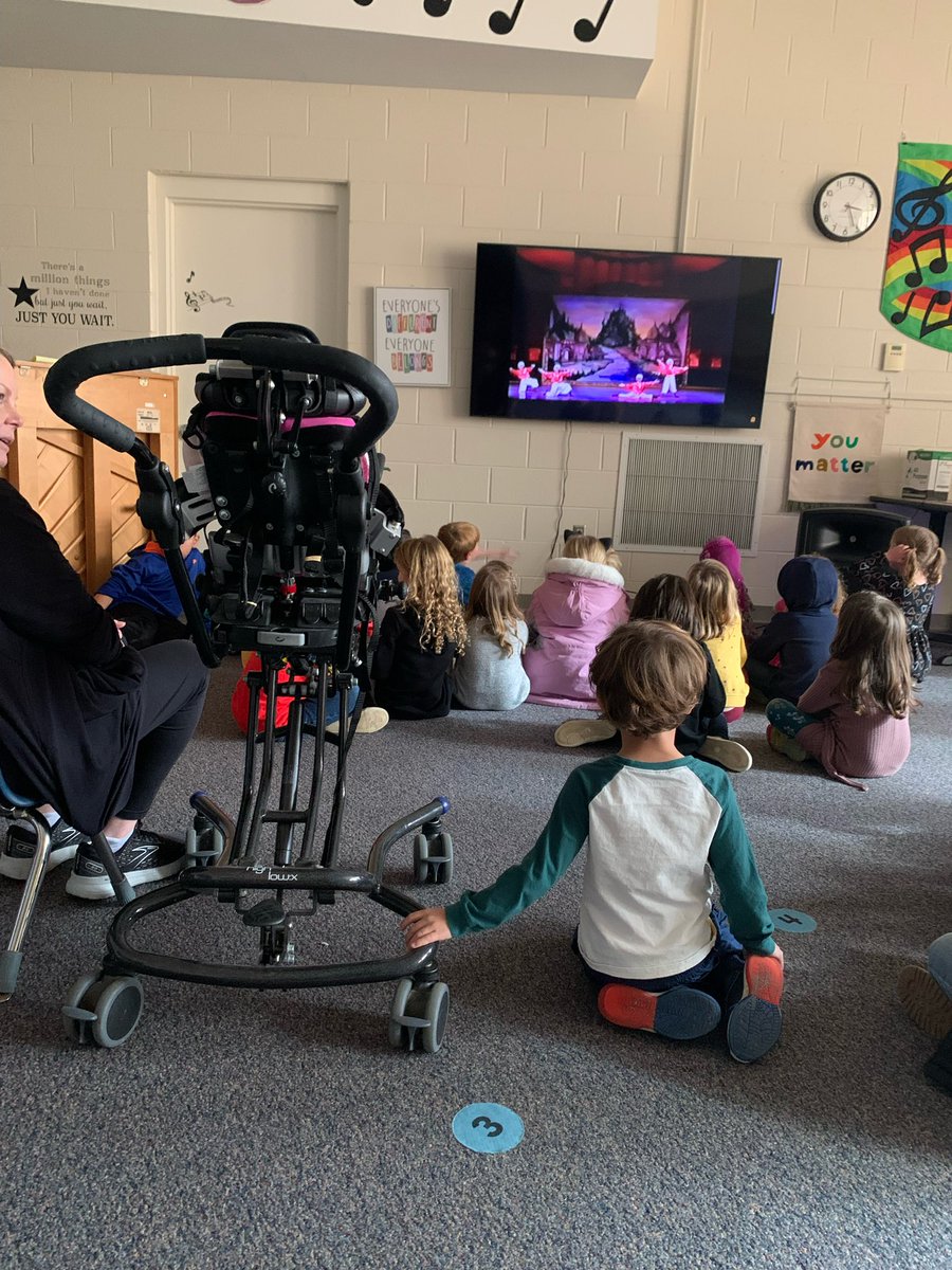 MissWeadock's tweet photo. This is my why. You can’t teach this kind of love ❤️ #HCSD https://t.co/V5sGiMGfq7